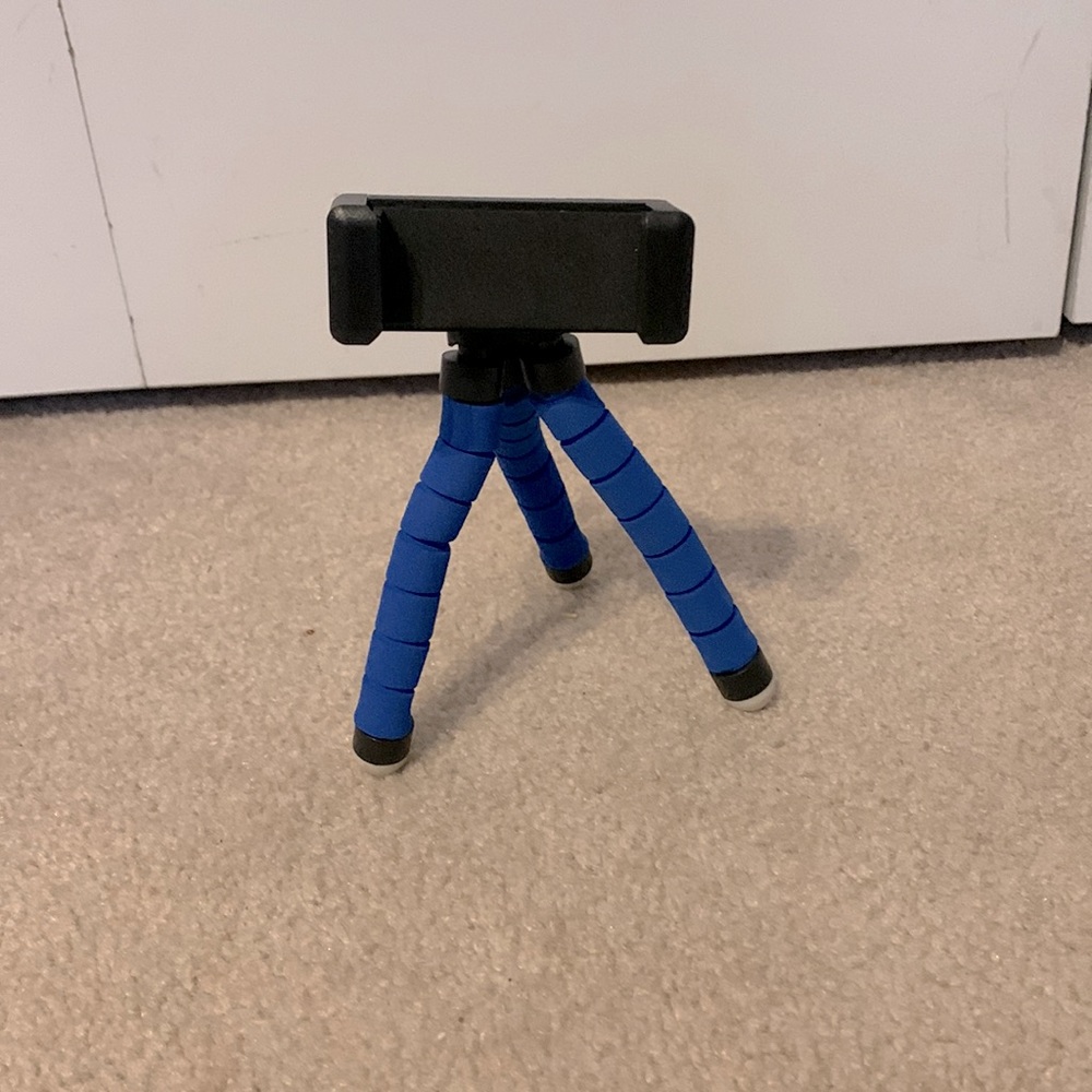 iPhone tripod/mount LIKE NEW